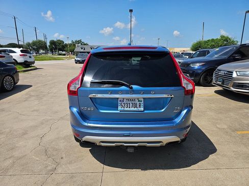Used 2017 Volvo XC60 T6 Dynamic w/ Advanced Package AWD/4WD image 4