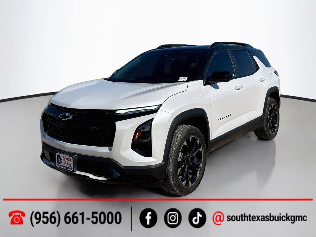 Used 2025 Chevrolet Equinox RS w/ Safety and Technology Package FWD image 3
