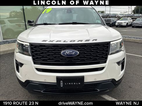 Used 2019 Ford Explorer Sport w/ Ford Safe & Smart Package AWD/4WD image 10