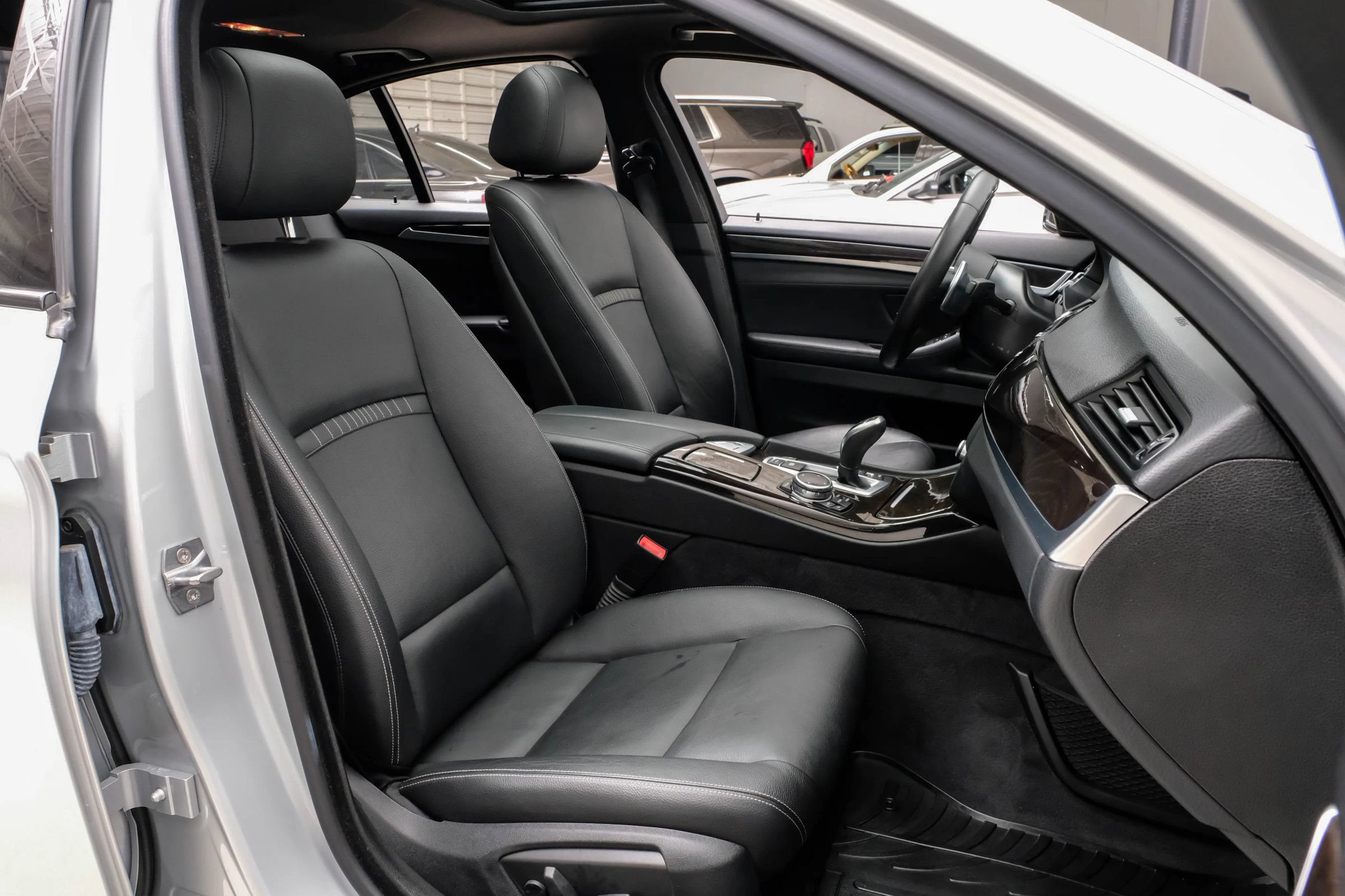 Used 2014 BMW 535i Sedan RWD image 33