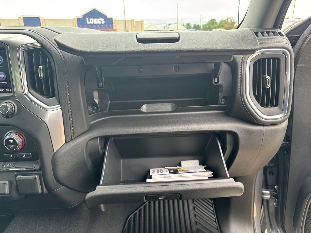 Certified 2020 Chevrolet Silverado 1500 LT w/ All-Star Edition AWD/4WD image 38