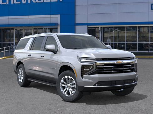 New 2026 Chevrolet Suburban LT w/ Comfort Package image 7