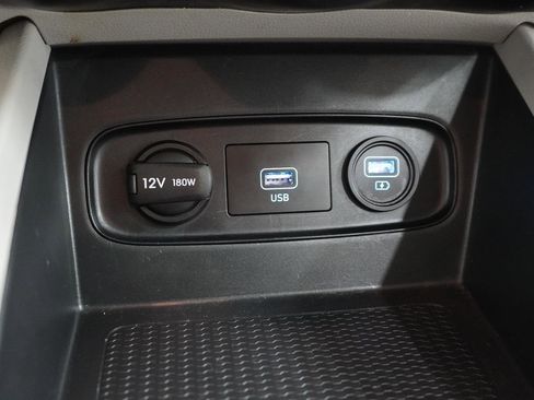 Used 2020 Hyundai Venue SEL w/ Convenience Package FWD image 29
