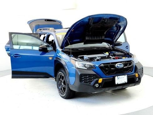 Used 2024 Subaru Outback Wilderness AWD/4WD image 9