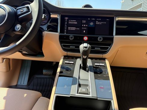 New 2026 Porsche Macan Turbo image 16