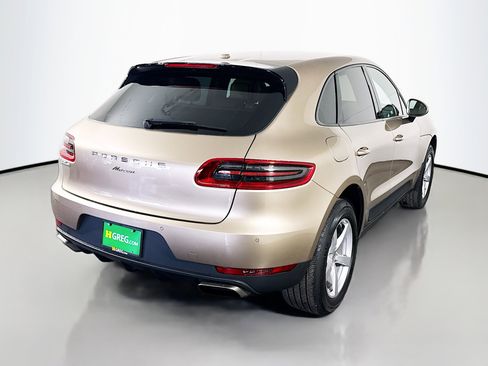 Used 2018 Porsche Macan image 10