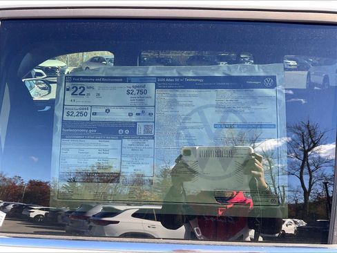 New 2026 Volkswagen Atlas SE image 18