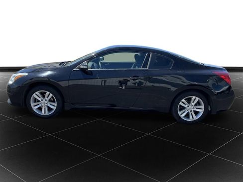 Used 2013 Nissan Altima 2.5 S w/ Premium Pkg FWD image 2
