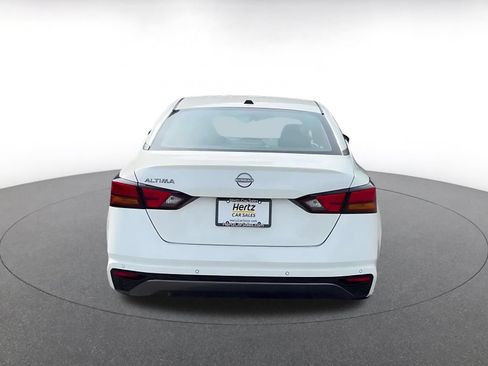 Used 2026 Nissan Altima 2.5 SV FWD image 11
