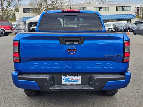 Used 2024 Nissan Frontier PRO-4X w/ Technology Package image 6
