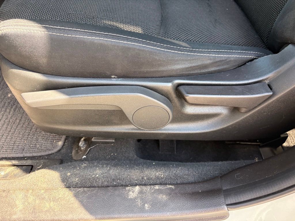 Used 2014 Subaru Crosstrek 2.0i Premium AWD/4WD image 11