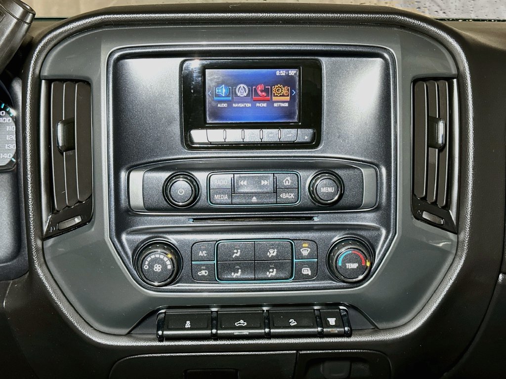 Used 2015 Chevrolet Silverado 2500 LT w/ Z71 Package, Off-Road AWD/4WD image 11