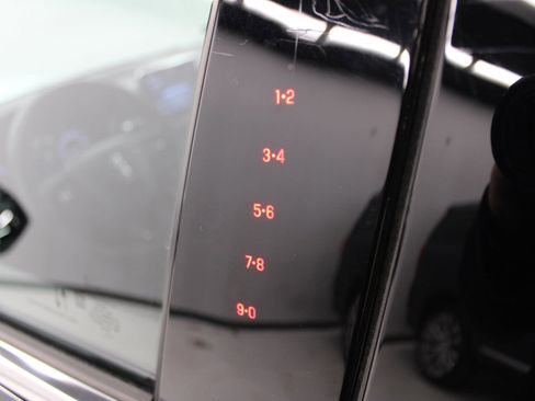 Used 2022 Lincoln Corsair AWD w/ Equipment Group 101A image 10