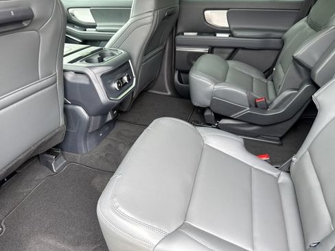 New 2026 Ford Expedition Active RWD image 17