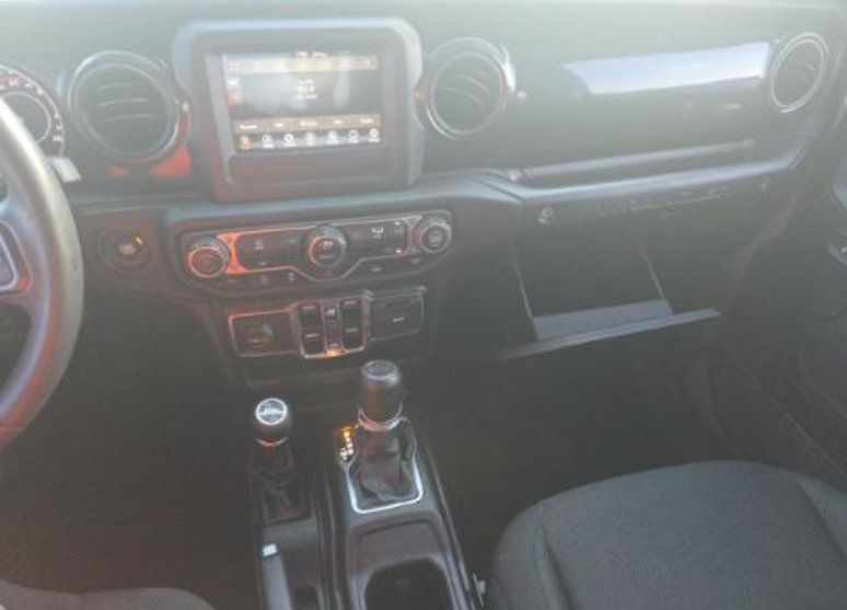 Used 2023 Jeep Wrangler Unlimited Sport AWD/4WD image 19