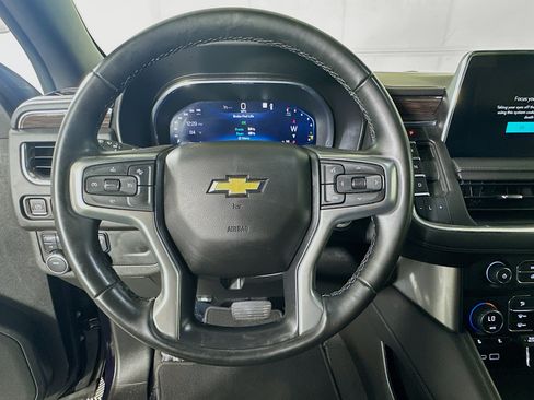 Used 2023 Chevrolet Suburban LT AWD/4WD image 15