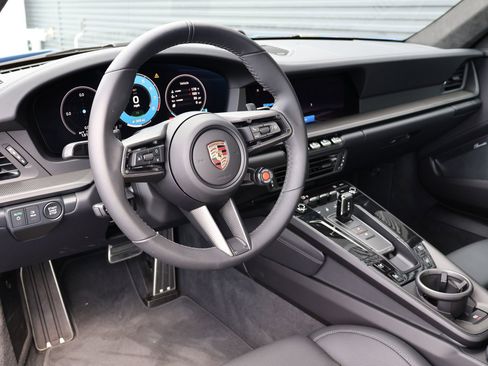 Certified 2026 Porsche 911 Carrera GTS image 4