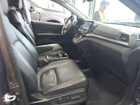 Used 2023 Honda Odyssey EX-L image 9