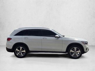 Used 2022 Mercedes-Benz GLC 300 4MATIC video 4