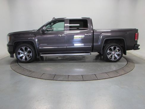 Used 2016 GMC Sierra 1500 Denali w/ Denali Ultimate Package AWD/4WD image 4
