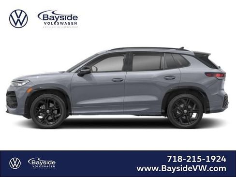 New 2026 Volkswagen Tiguan SE R-Line image 4