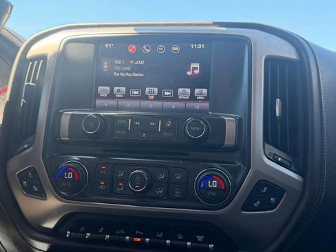 Used 2016 GMC Sierra 2500 Denali w/ Duramax Plus Package AWD/4WD image 17