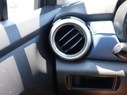 Used 2025 Nissan Versa SV FWD image 22