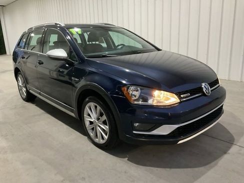 Used 2017 Volkswagen Golf Alltrack SE AWD/4WD image 23