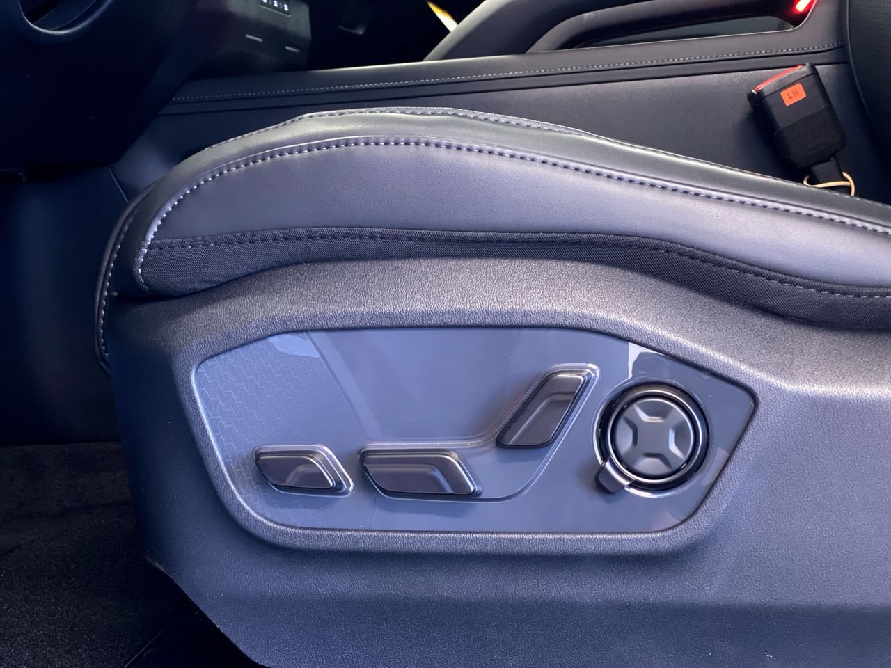 New 2027 Kia Telluride X-Line SX Prestige AWD/4WD image 17