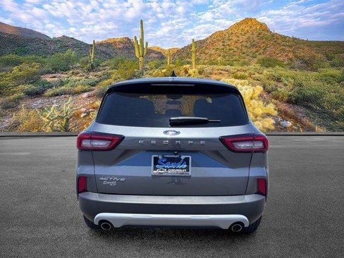 Used 2024 Ford Escape Active FWD image 6