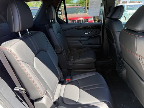 Certified 2026 Honda Pilot TrailSport image 20