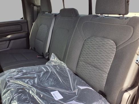 New 2026 RAM 1500 Express AWD/4WD image 23