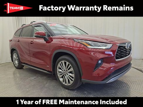 Used 2023 Toyota Highlander Platinum AWD/4WD image 1