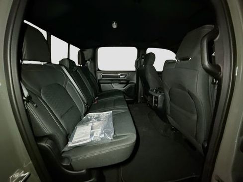 New 2026 RAM 1500 4x4 Crew Cab image 30