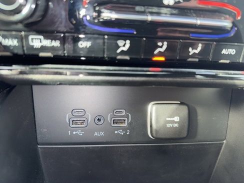 Used 2024 Jeep Grand Cherokee Laredo X w/ Trailer Tow Package image 26