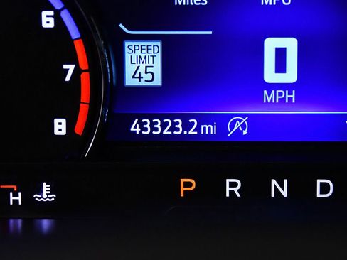 Used 2023 Ford Bronco Sport Outer Banks w/ Tech Package image 17