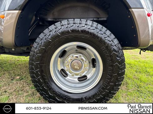 Used 2017 Ford F350 King Ranch w/ King Ranch Ultimate Package image 13