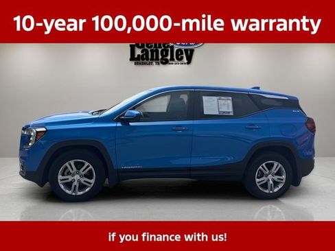 Used 2024 GMC Terrain SLE FWD image 2