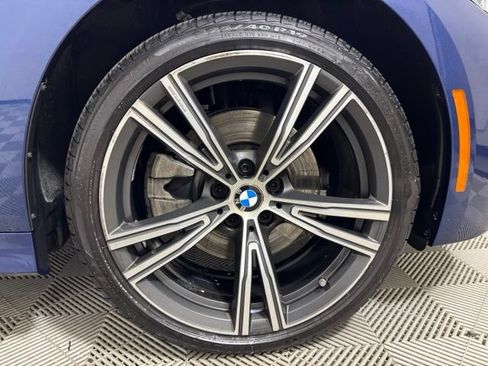 Used 2023 BMW 330i xDrive Sedan w/ Premium Package AWD/4WD image 23
