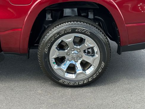Used 2025 RAM 1500 Big Horn AWD/4WD image 9