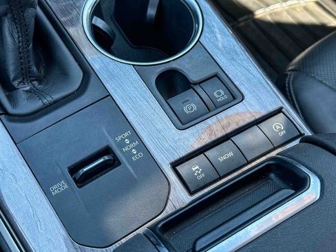 Used 2020 Toyota Highlander Limited image 37