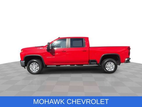 Used 2021 Chevrolet Silverado 3500 LT w/ Convenience Package AWD/4WD image 5