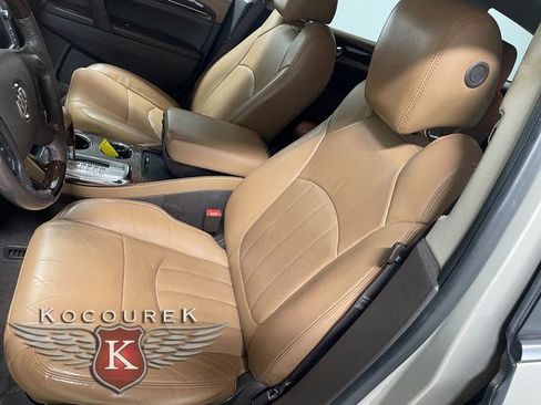 Used 2015 Buick Enclave Leather image 12