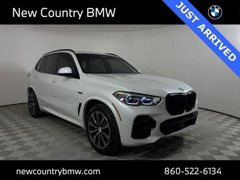 Used 2022 BMW X5 xDrive45e w/ M Sport Package image 1