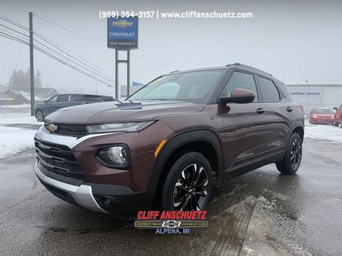 Used 2023 Chevrolet TrailBlazer LT w/ Convenience Package image 1