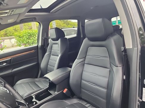 Used 2018 Honda CR-V Touring image 30