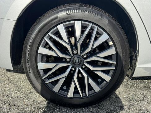 Used 2025 Nissan Altima 2.5 SV image 33