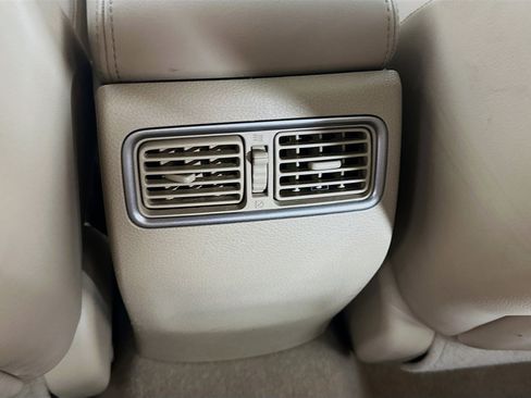 Used 2013 Nissan Altima 2.5 SL w/ 2.5 Moonroof Pkg FWD image 26