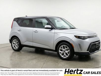 Used 2025 Kia Soul LX w/ LX Technology Package
