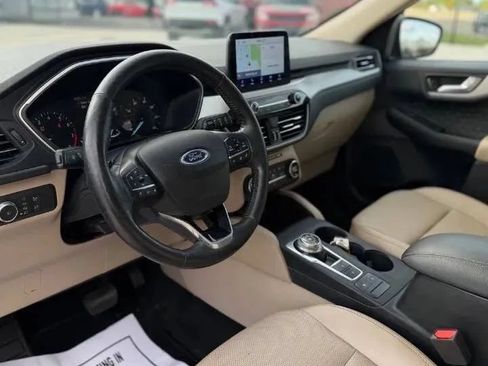 Used 2020 Ford Escape SEL AWD/4WD image 10